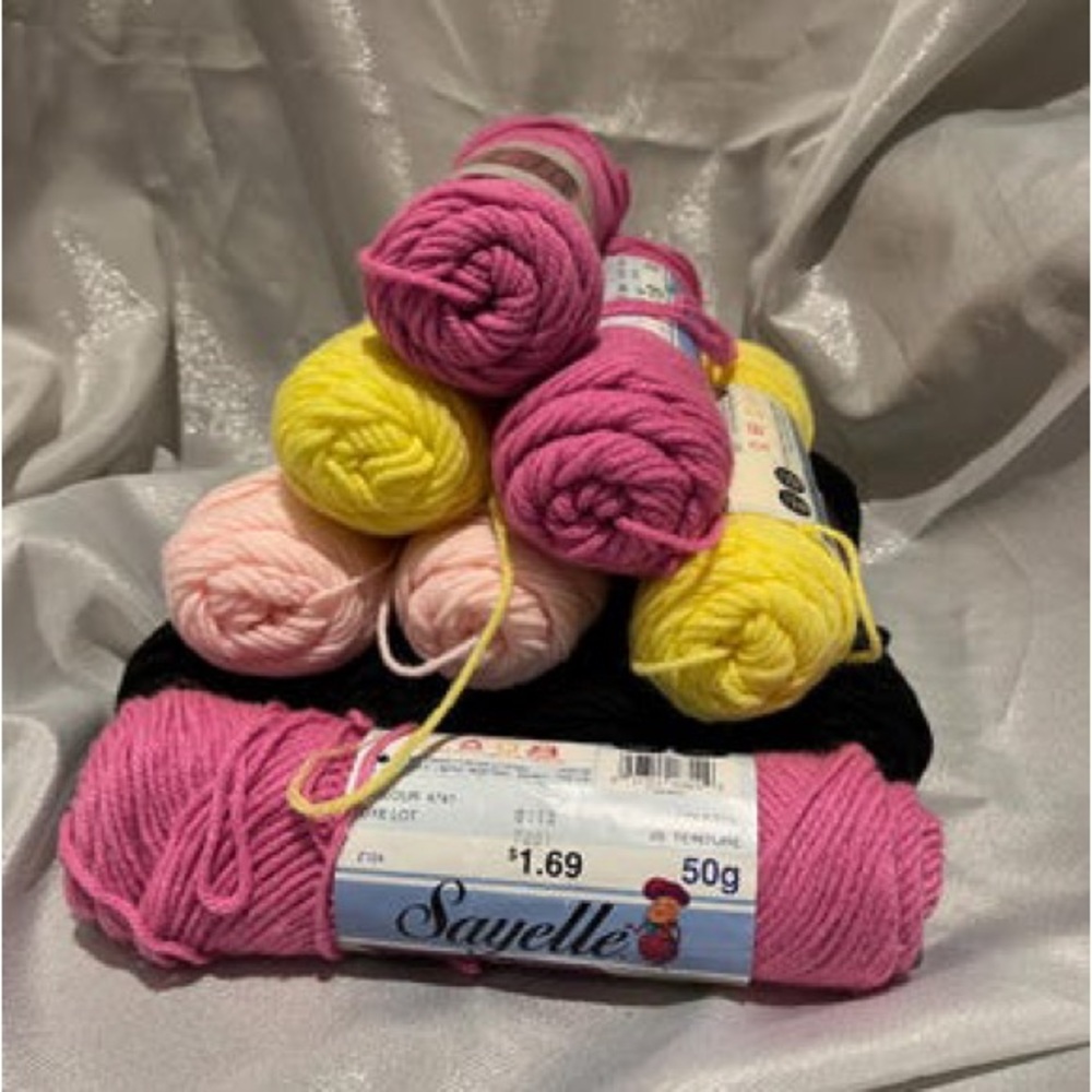 💐2/$20💐Zellers Sayelle Yarn, 50g knitting worsted vintage yarn discontinued 1980